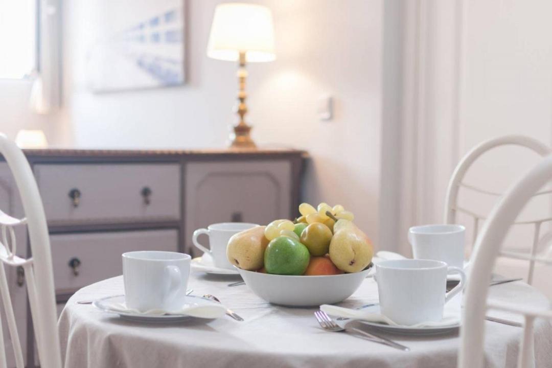 Cozy One-Bedroom Penthhouse La Latina Madrid Dış mekan fotoğraf