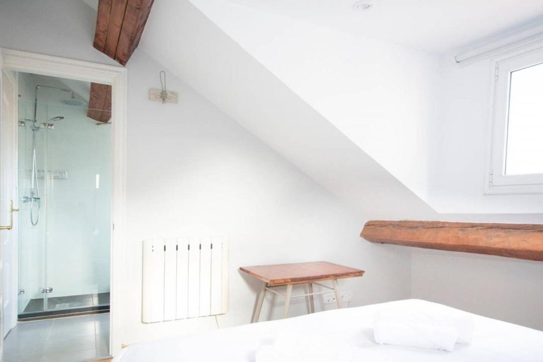 Cozy One-Bedroom Penthhouse La Latina Madrid Dış mekan fotoğraf